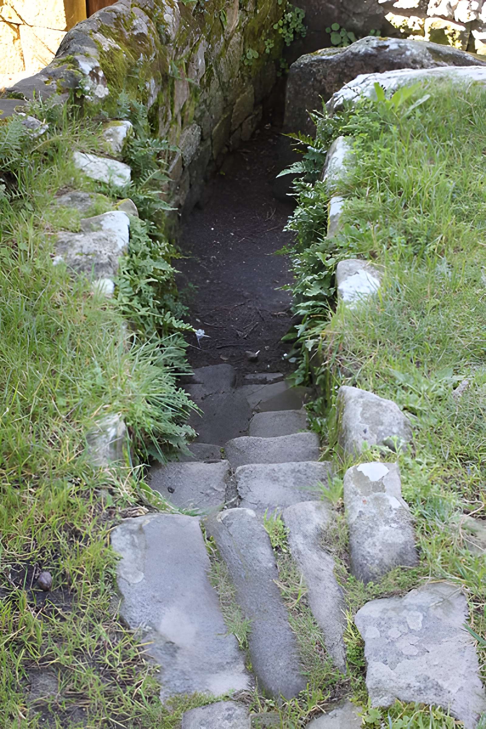 Tumulus du Mané-Lud à Locmariaquer
