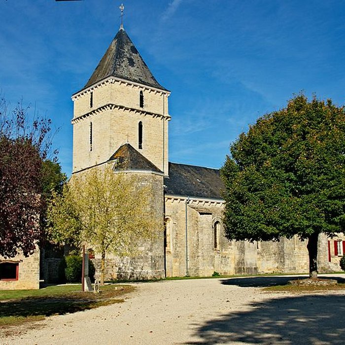 Photo de Ensemble des deux tumulus à chambres dolméniques, appelés tumulus du Montiou