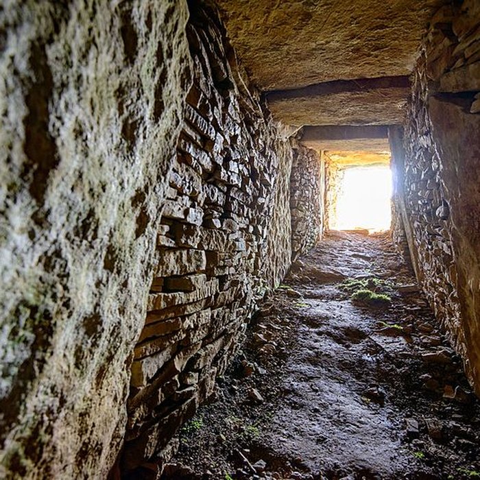 Photo de Ensemble des deux tumulus à chambres dolméniques, appelés tumulus du Montiou