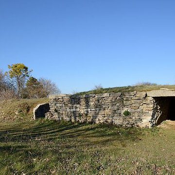 Ensemble des deux tumulus à chambres dolméniques, appelés tumulus du Montiou
