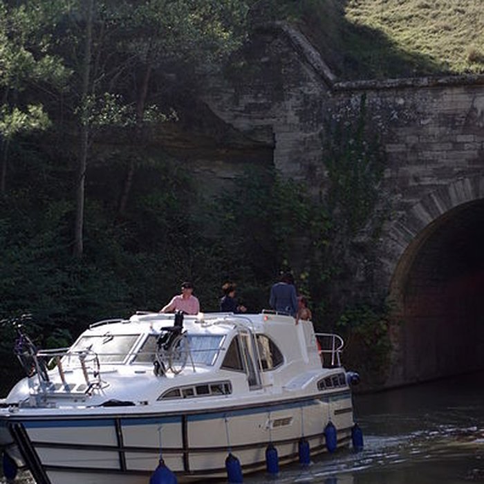 Photo de Tunnel-aqueduc de drainage de létang de Colombiers et Montady