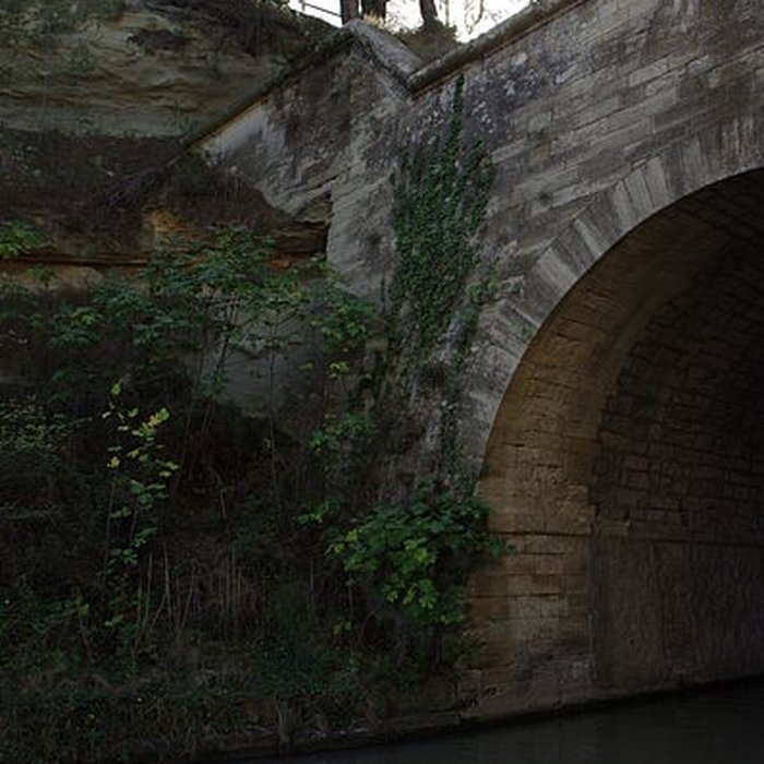 Photo de Tunnel-aqueduc de drainage de létang de Colombiers et Montady