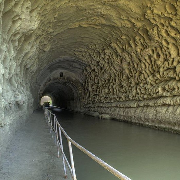 Photo de Tunnel-aqueduc de drainage de létang de Colombiers et Montady