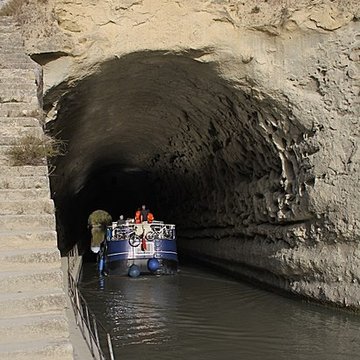 Tunnel-aqueduc de drainage de létang de Colombiers et Montady