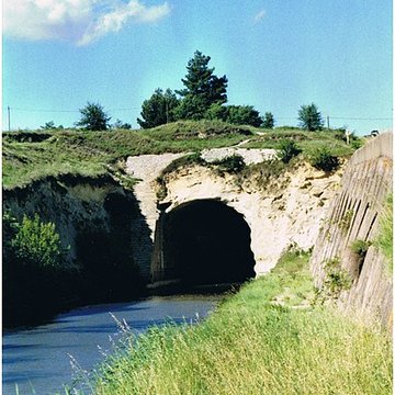 Tunnel-aqueduc de drainage de létang de Colombiers et Montady