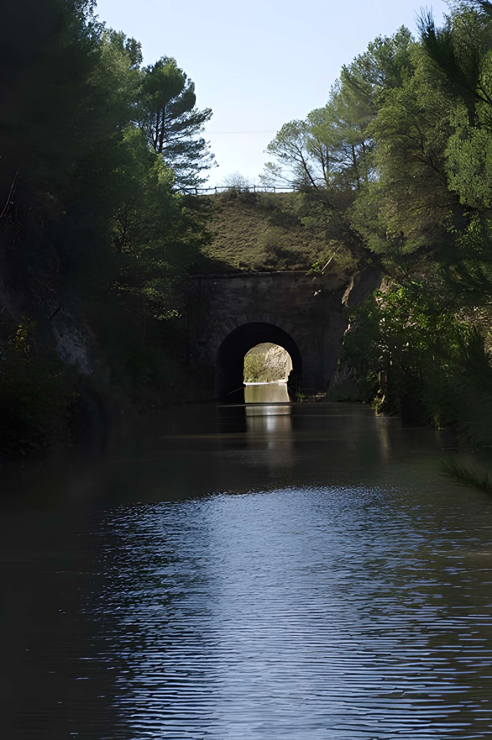 Tunnel-aqueduc de drainage de l'étang de Colombiers et Montady