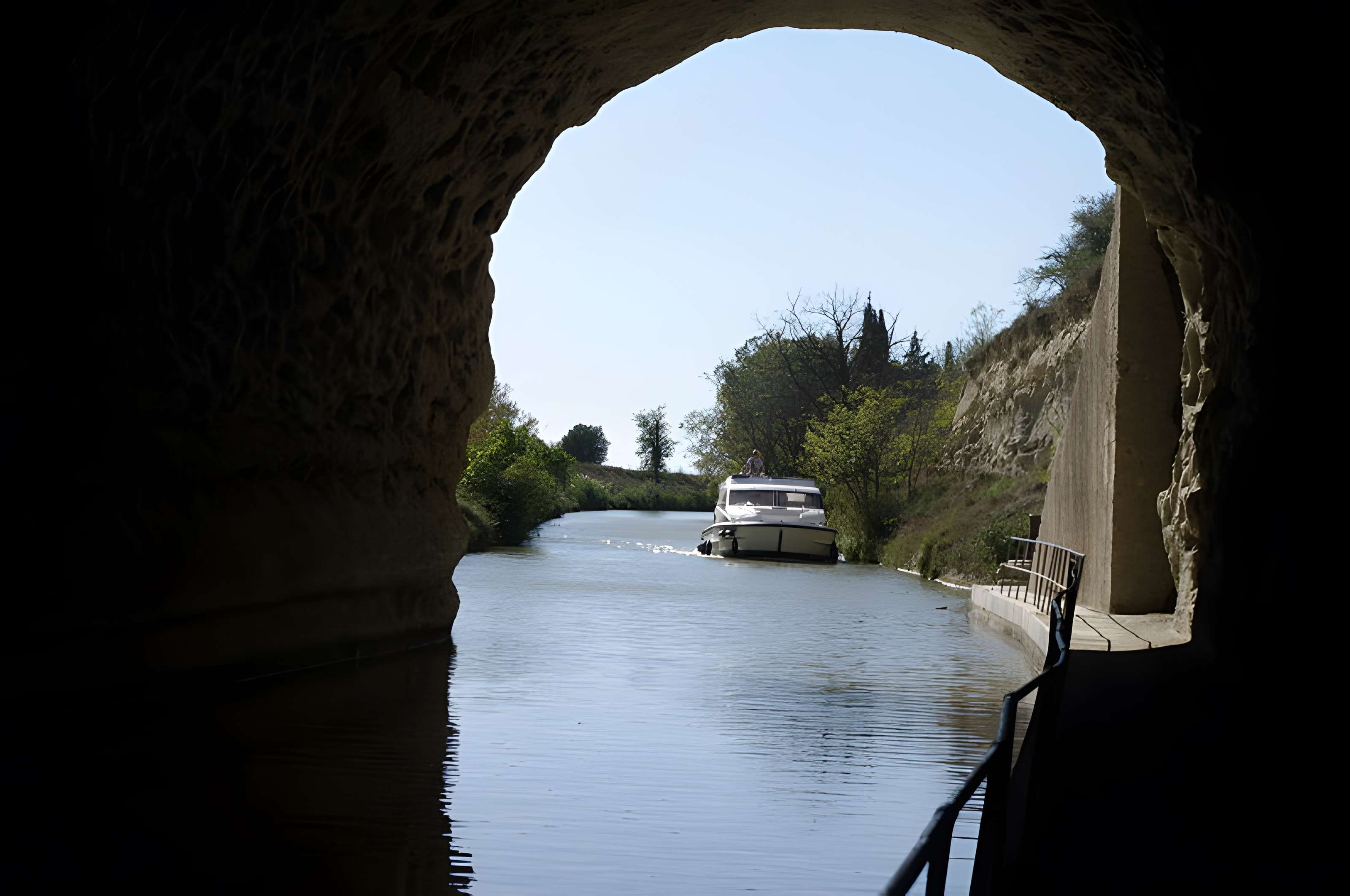 Tunnel-aqueduc de drainage de l'étang de Colombiers et Montady