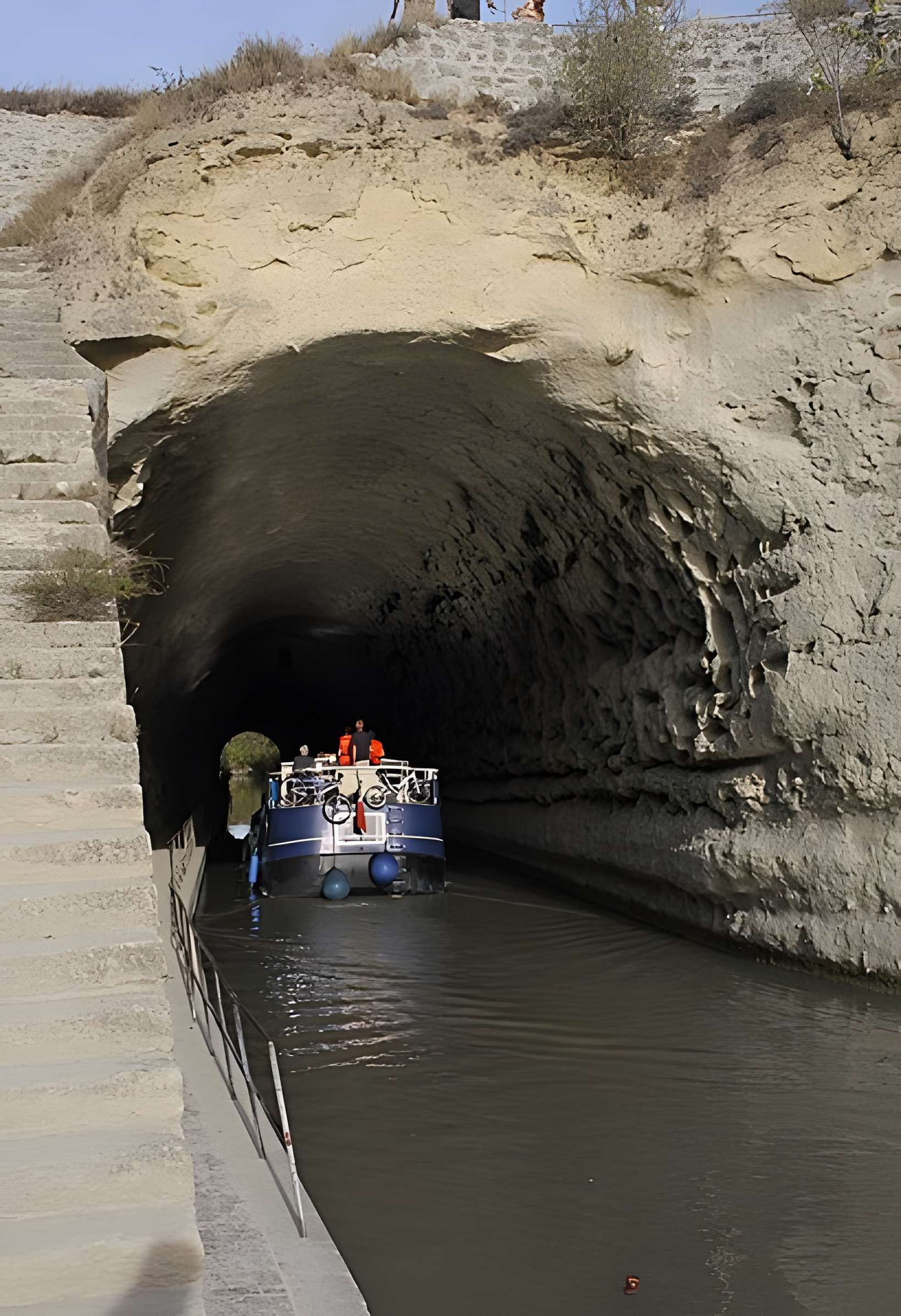 Tunnel-aqueduc de drainage de l'étang de Colombiers et Montady