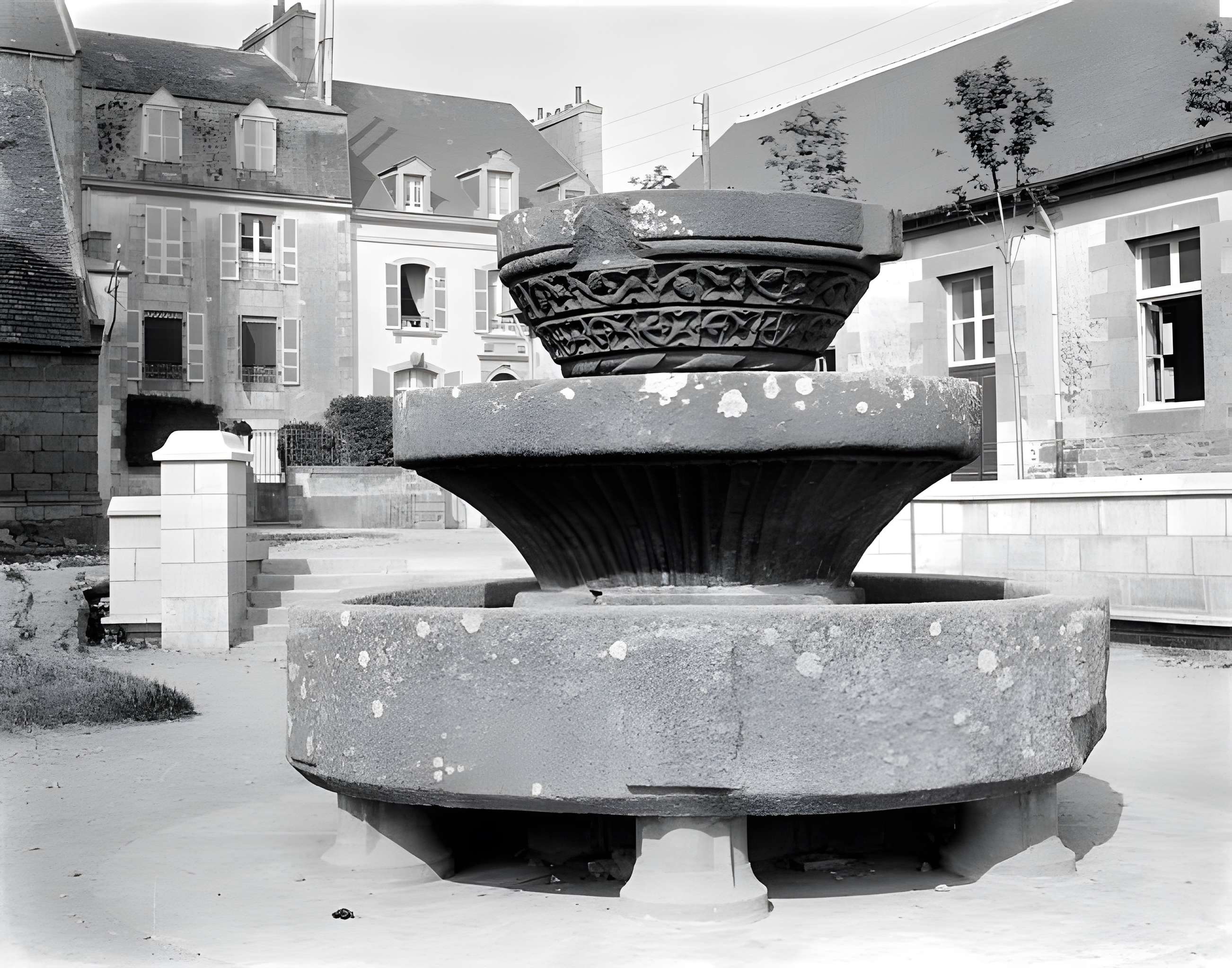 Vasque de Keilinsky à Saint-Pol-de-Léon