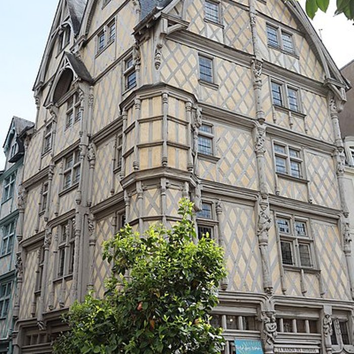 Photo de Maison dAdam et Eve ou de lArbre de Vie