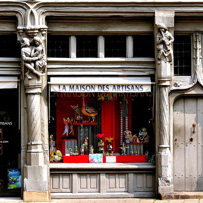 Photo de Maison dAdam et Eve ou de lArbre de Vie