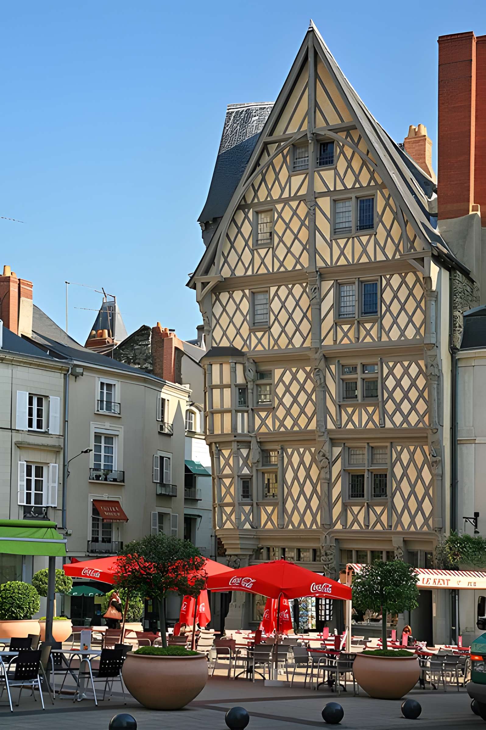 Maison d'Adam et Eve ou de l'Arbre de Vie