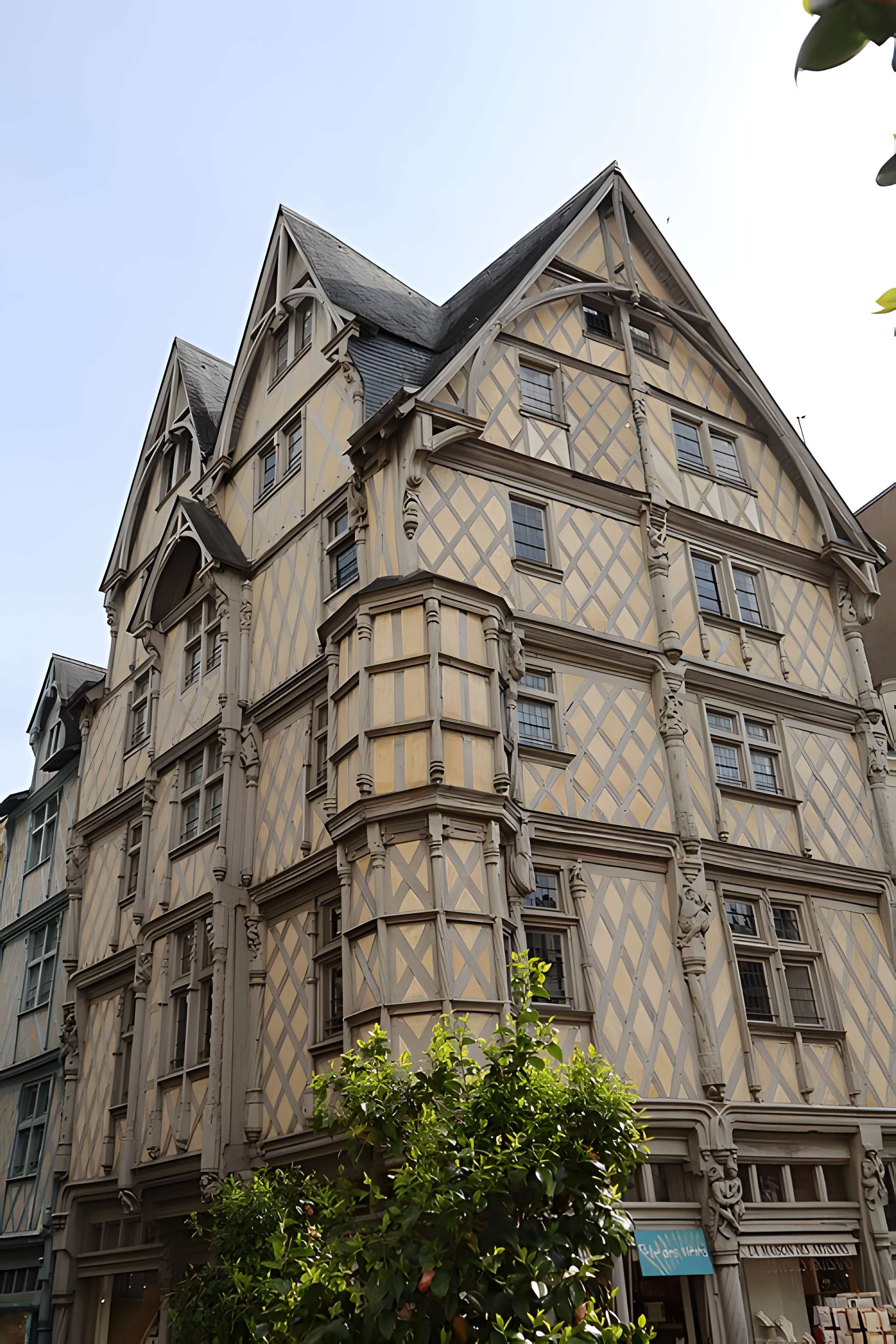 Maison d'Adam et Eve ou de l'Arbre de Vie