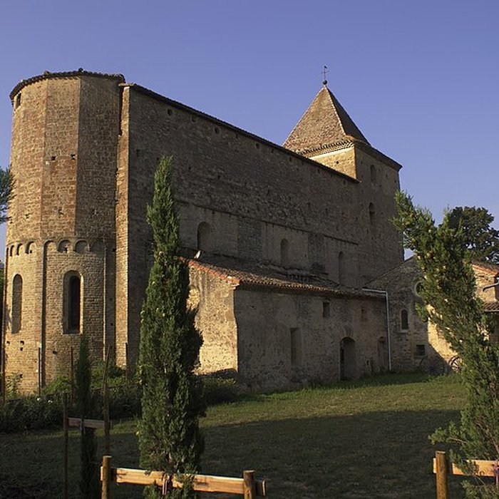 Photo de Vestiges de labbaye de Saint-Polycarpe