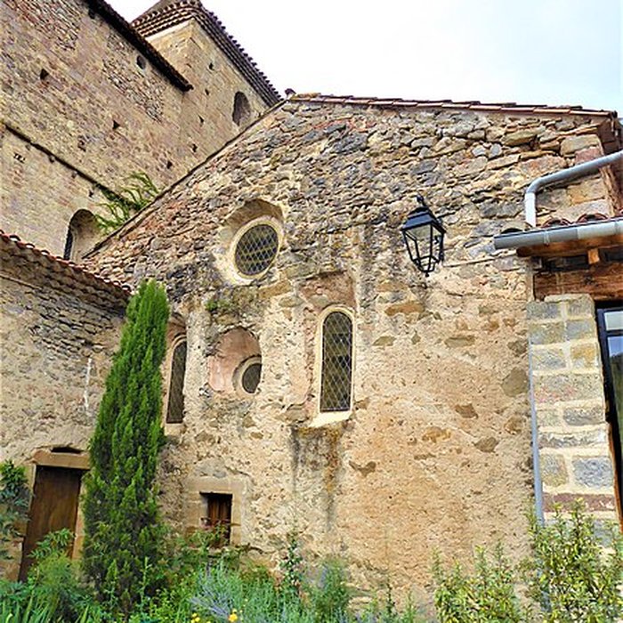 Photo de Vestiges de labbaye de Saint-Polycarpe