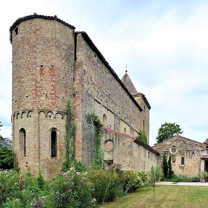 Photo de Vestiges de labbaye de Saint-Polycarpe