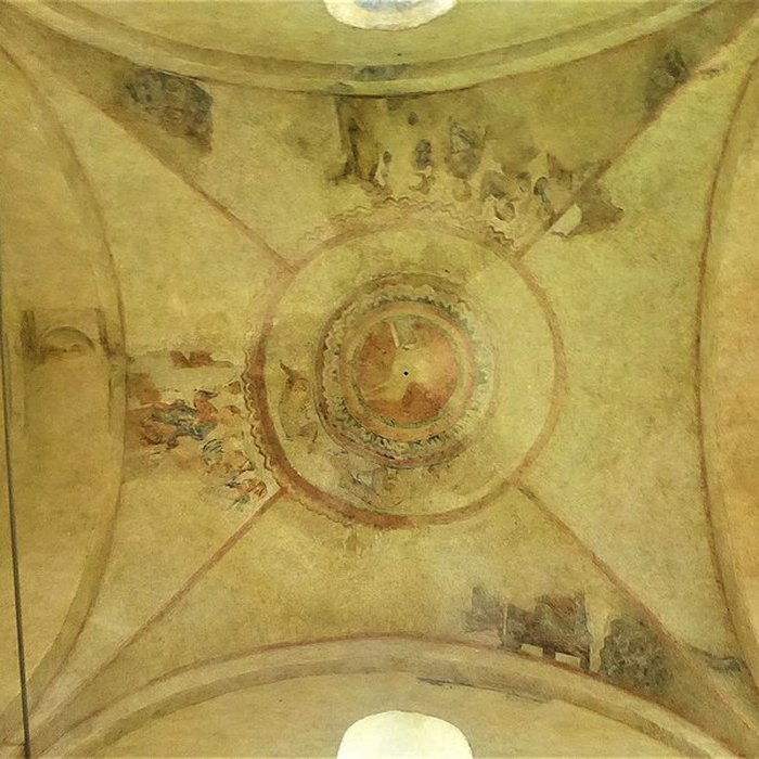 Photo de Vestiges de labbaye de Saint-Polycarpe