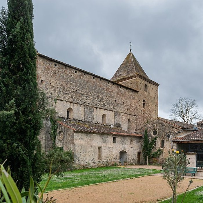 Photo de Vestiges de labbaye de Saint-Polycarpe
