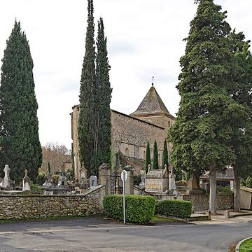 Vestiges de labbaye de Saint-Polycarpe