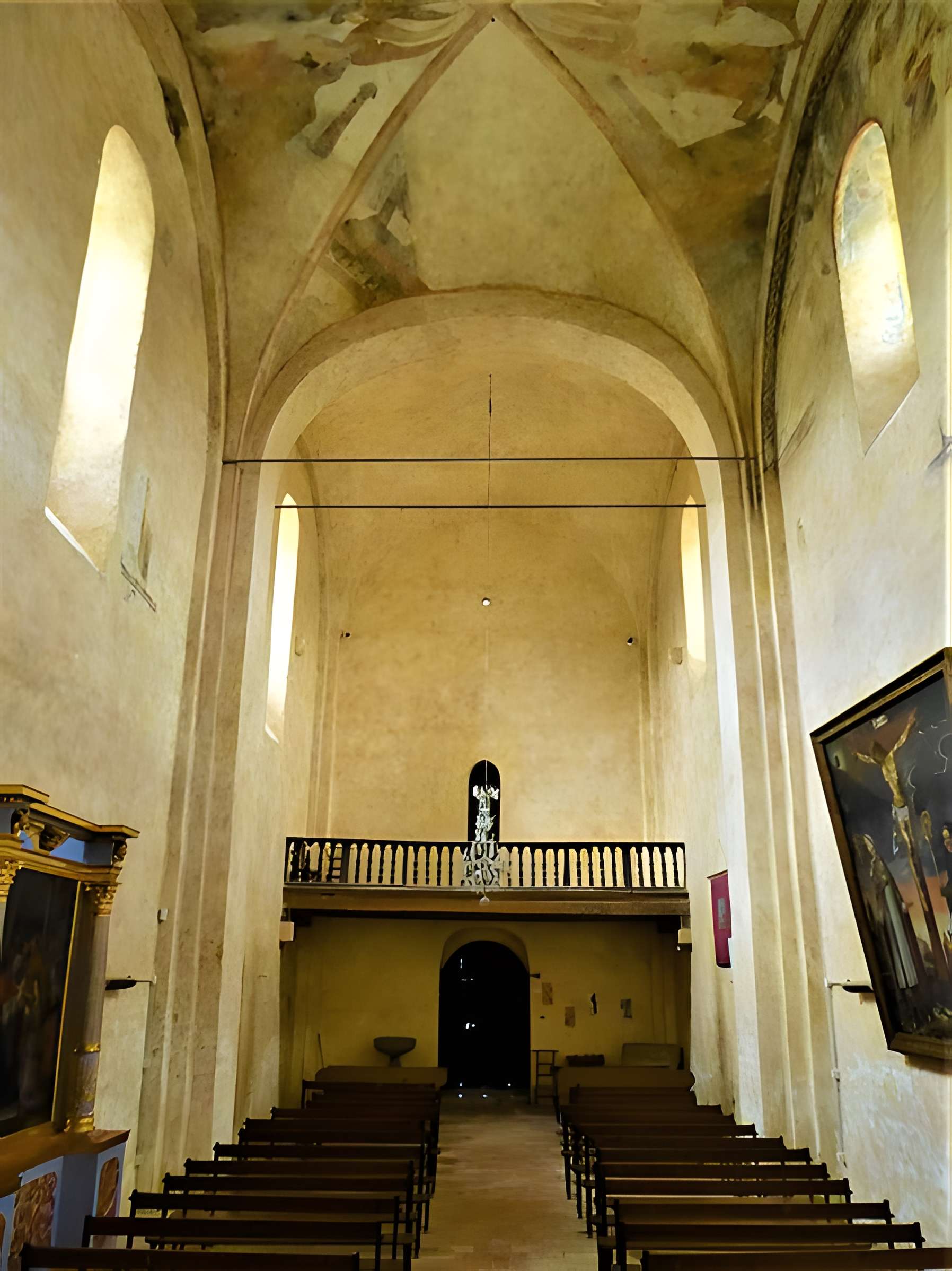 Vestiges de l'abbaye de Saint-Polycarpe