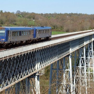 Viaduc de Busseau-sur-Creuse également sur commune de Pionnat