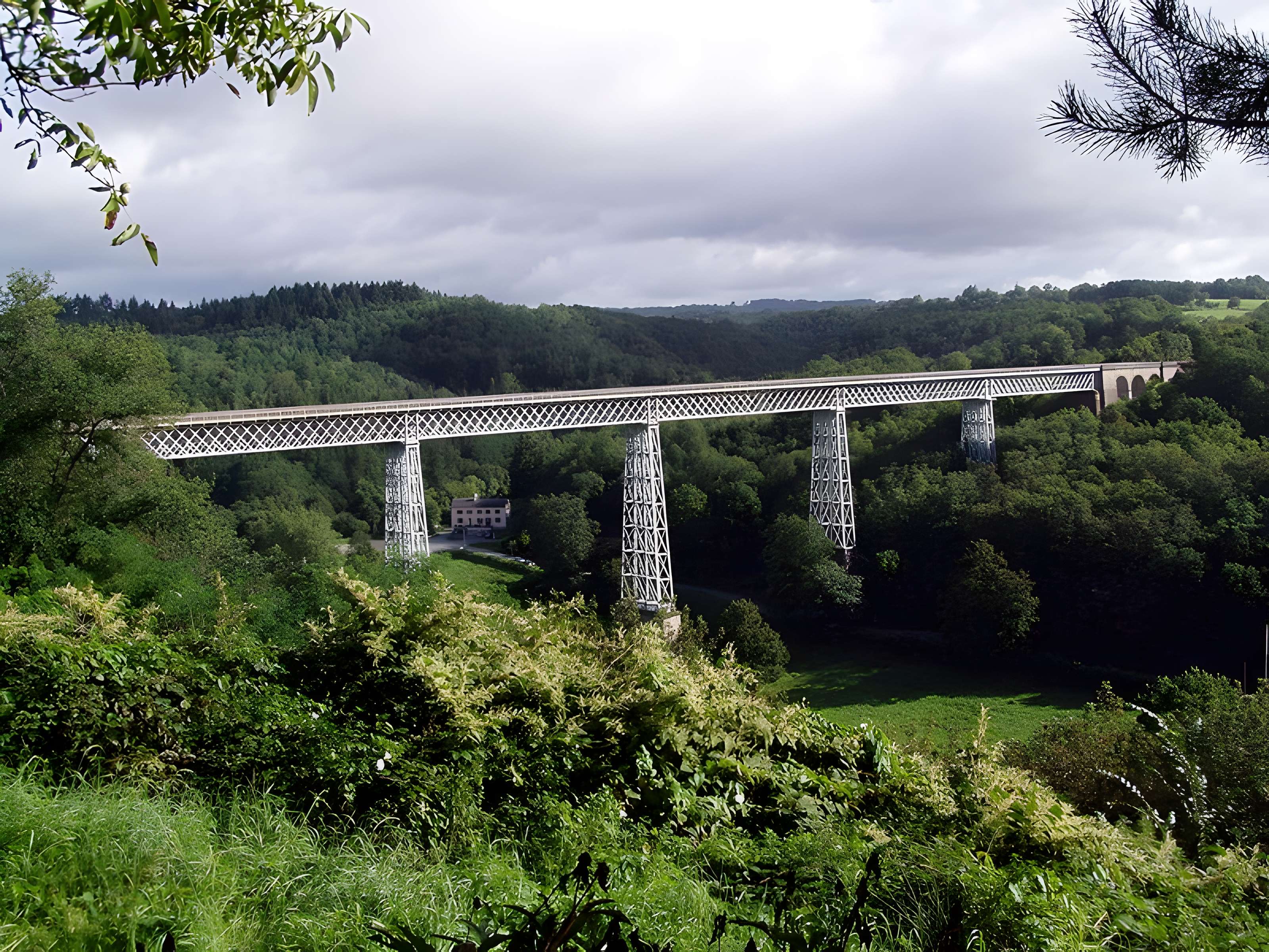 Viaduc de Busseau à Ahun 