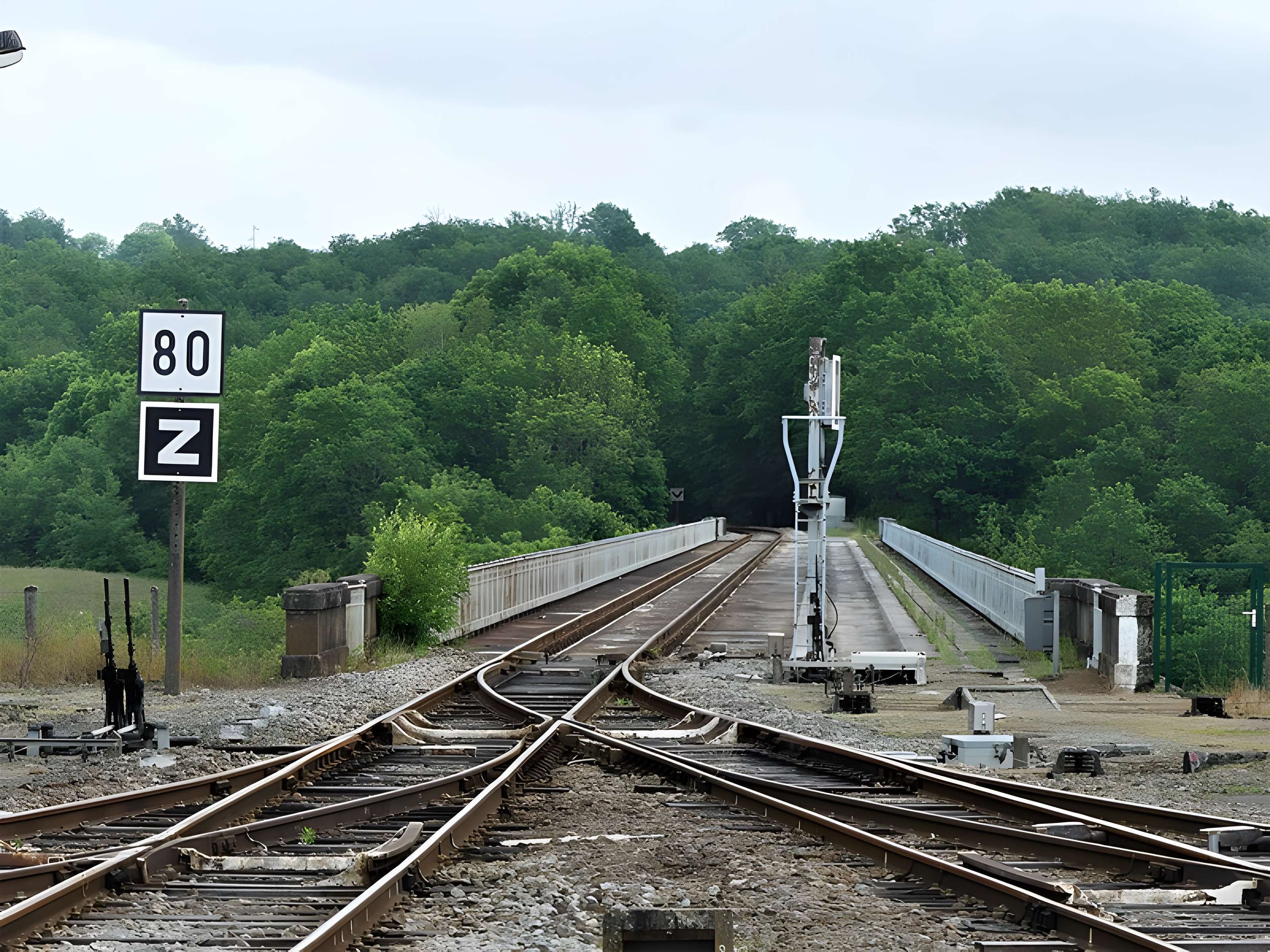 Viaduc de Busseau-sur-Creuse (également sur commune de Pionnat)