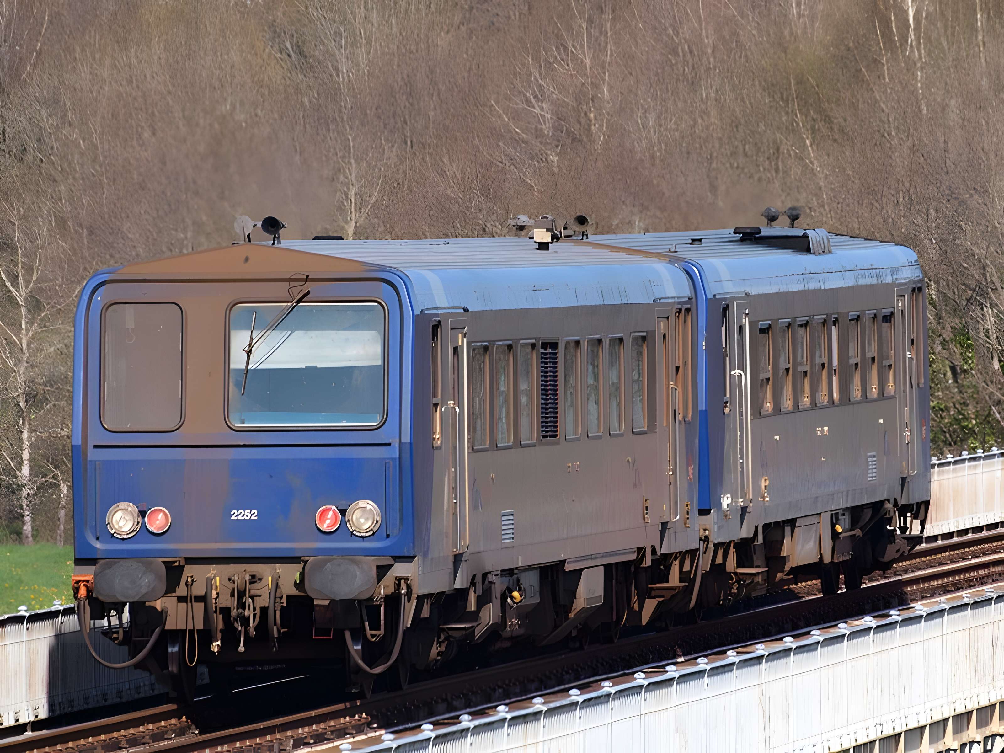 Viaduc de Busseau-sur-Creuse (également sur commune de Pionnat)