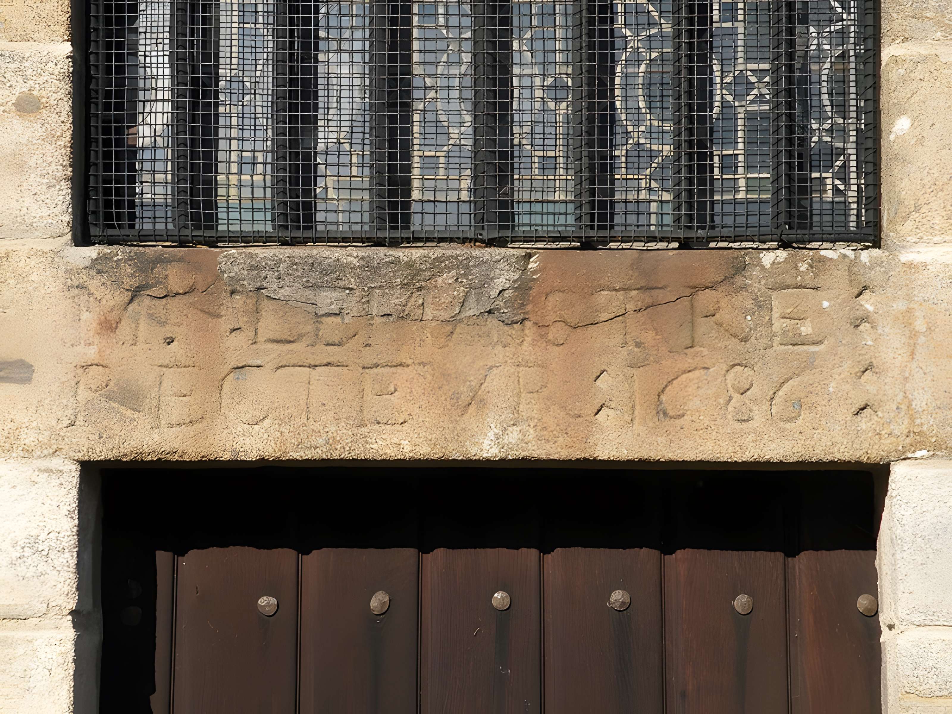 Vieille église de Saint-Lunaire