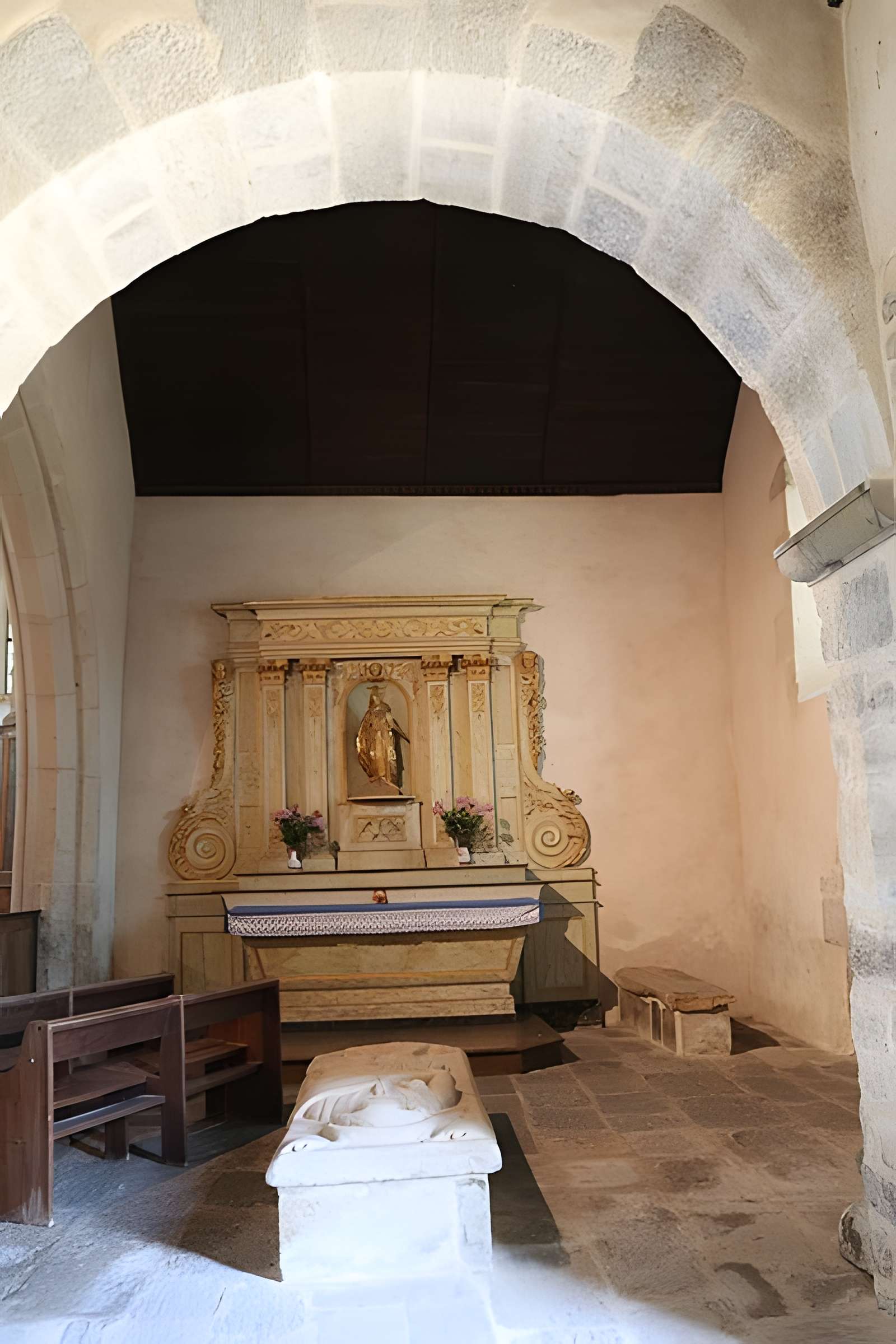 Vieille église de Saint-Lunaire