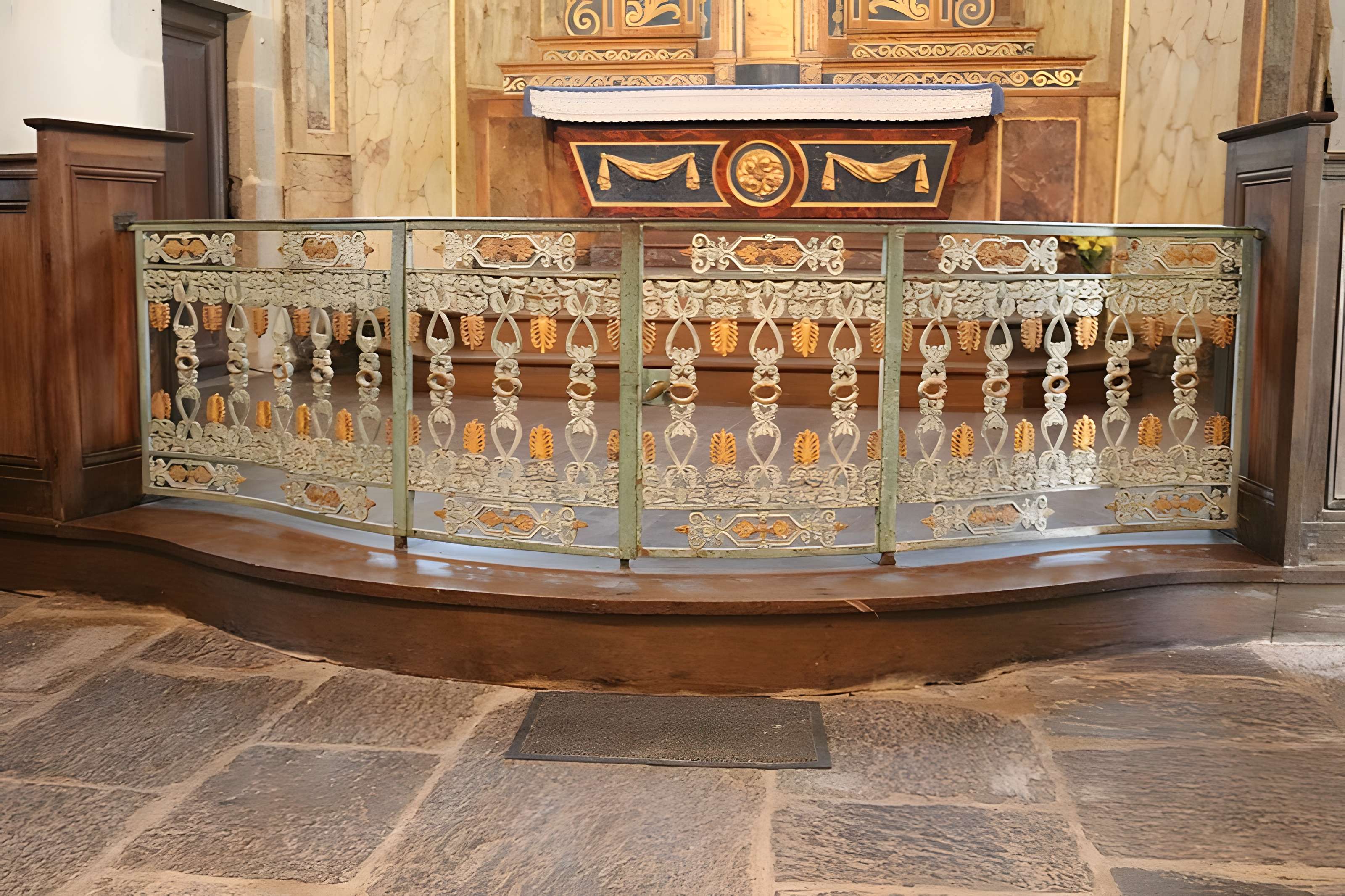 Vieille église de Saint-Lunaire