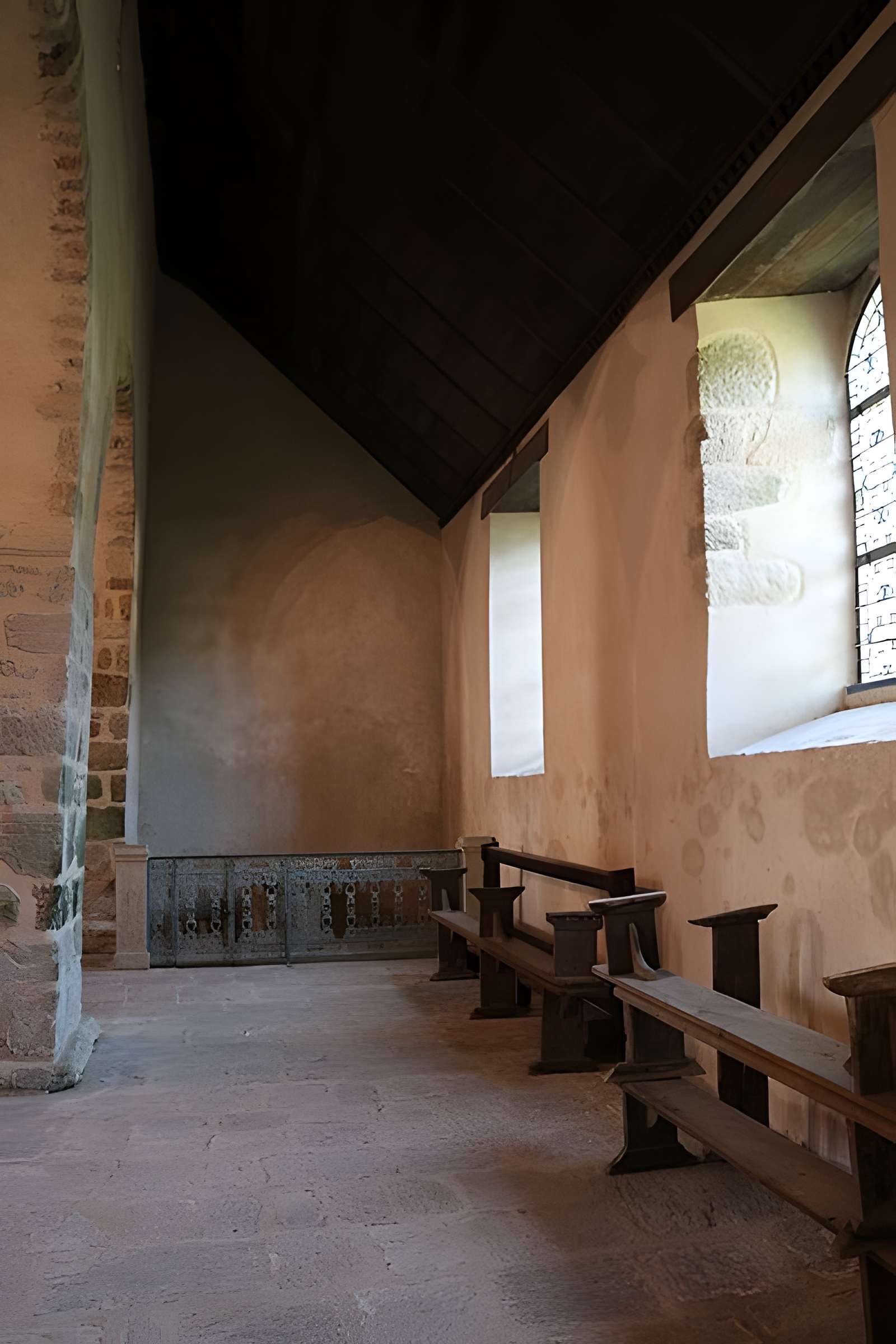 Vieille église de Saint-Lunaire
