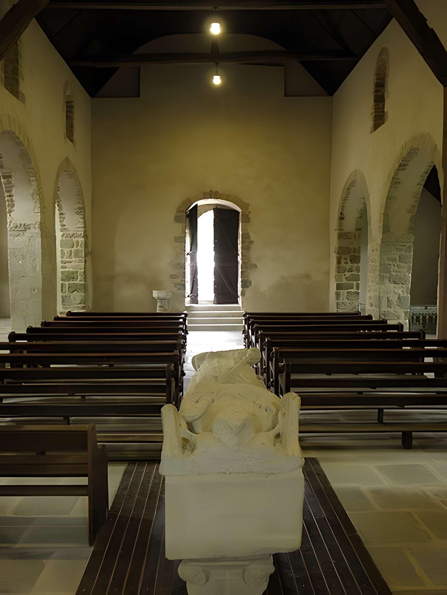 Vieille église de Saint-Lunaire