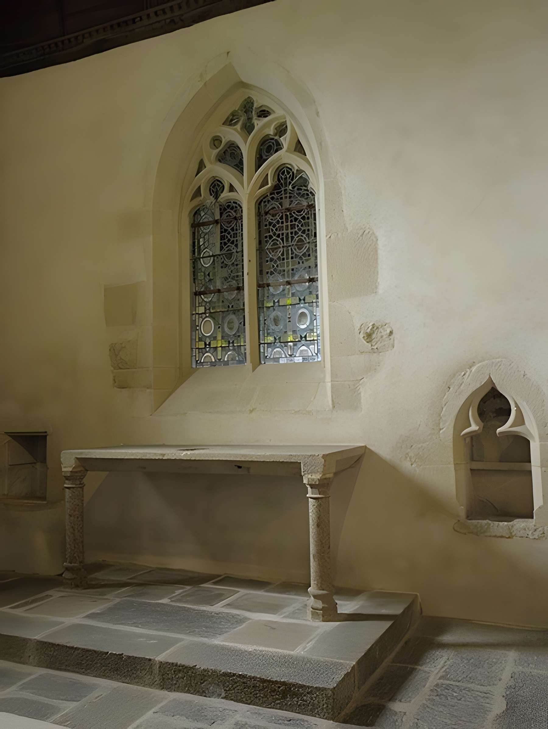 Vieille église de Saint-Lunaire