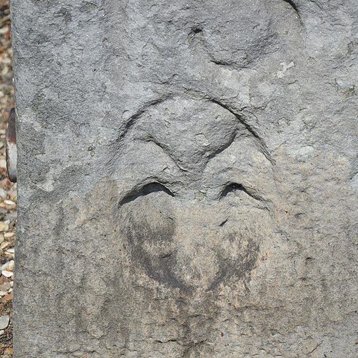 Photo de 2 Bornes fleurdelysée de Sainte-Geneviève-des-Bois