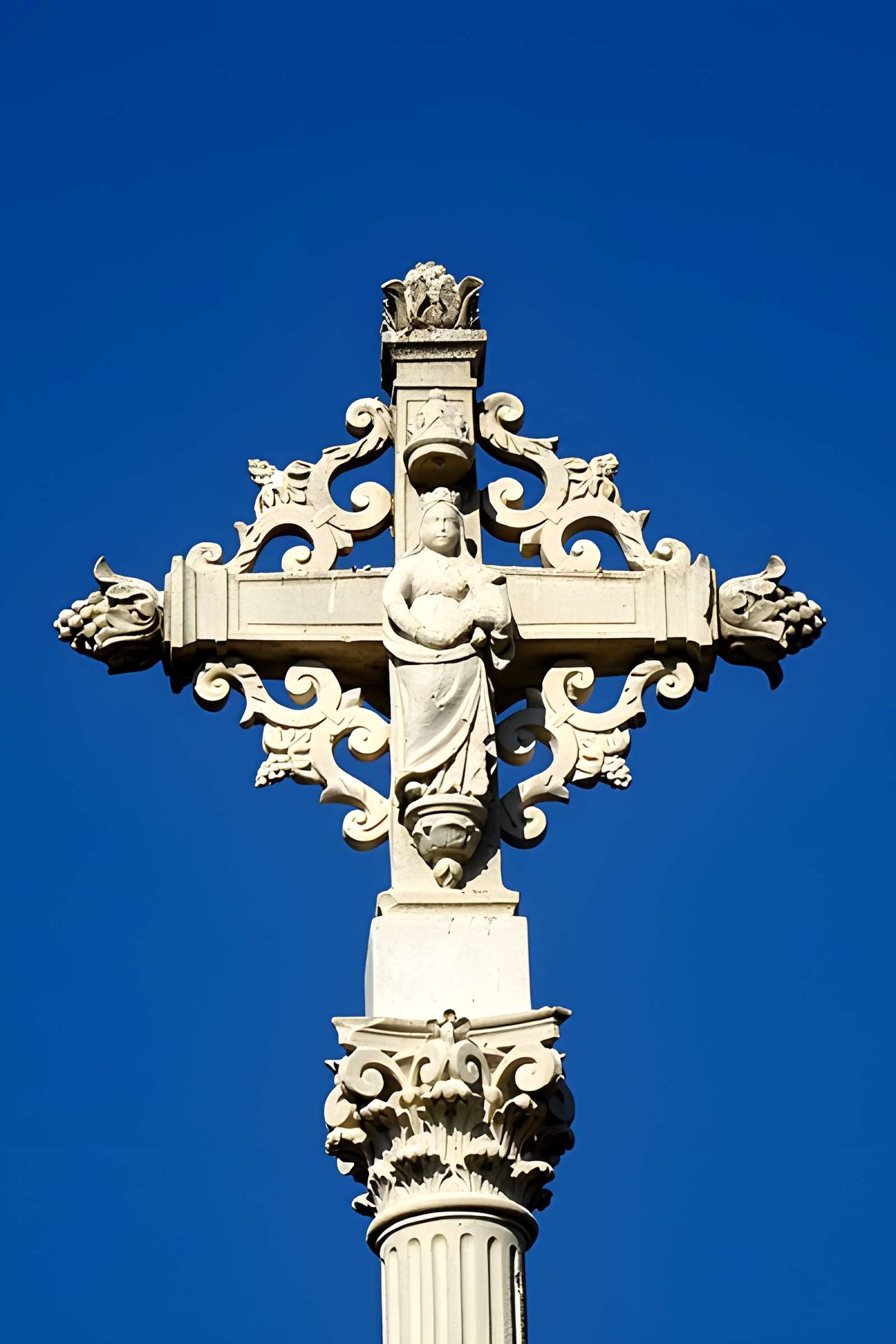 2 Croix d'Épiais-lès-Louvres