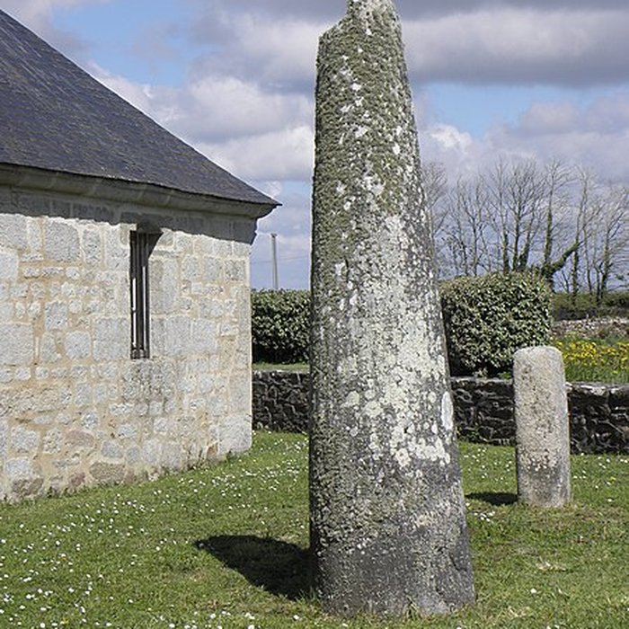Photo de 2 Stèles protohistoriques à Goulien