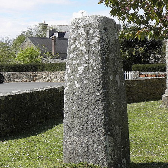 Photo de 2 Stèles protohistoriques à Goulien