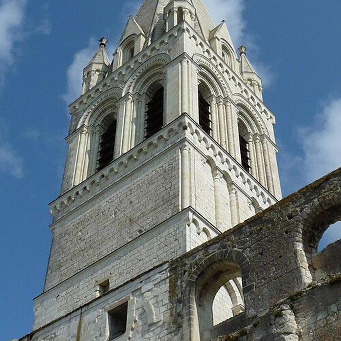 Photo de Abbatiale Saint-Pierre-Saint-Paul de Beaulieu-lès-Loches