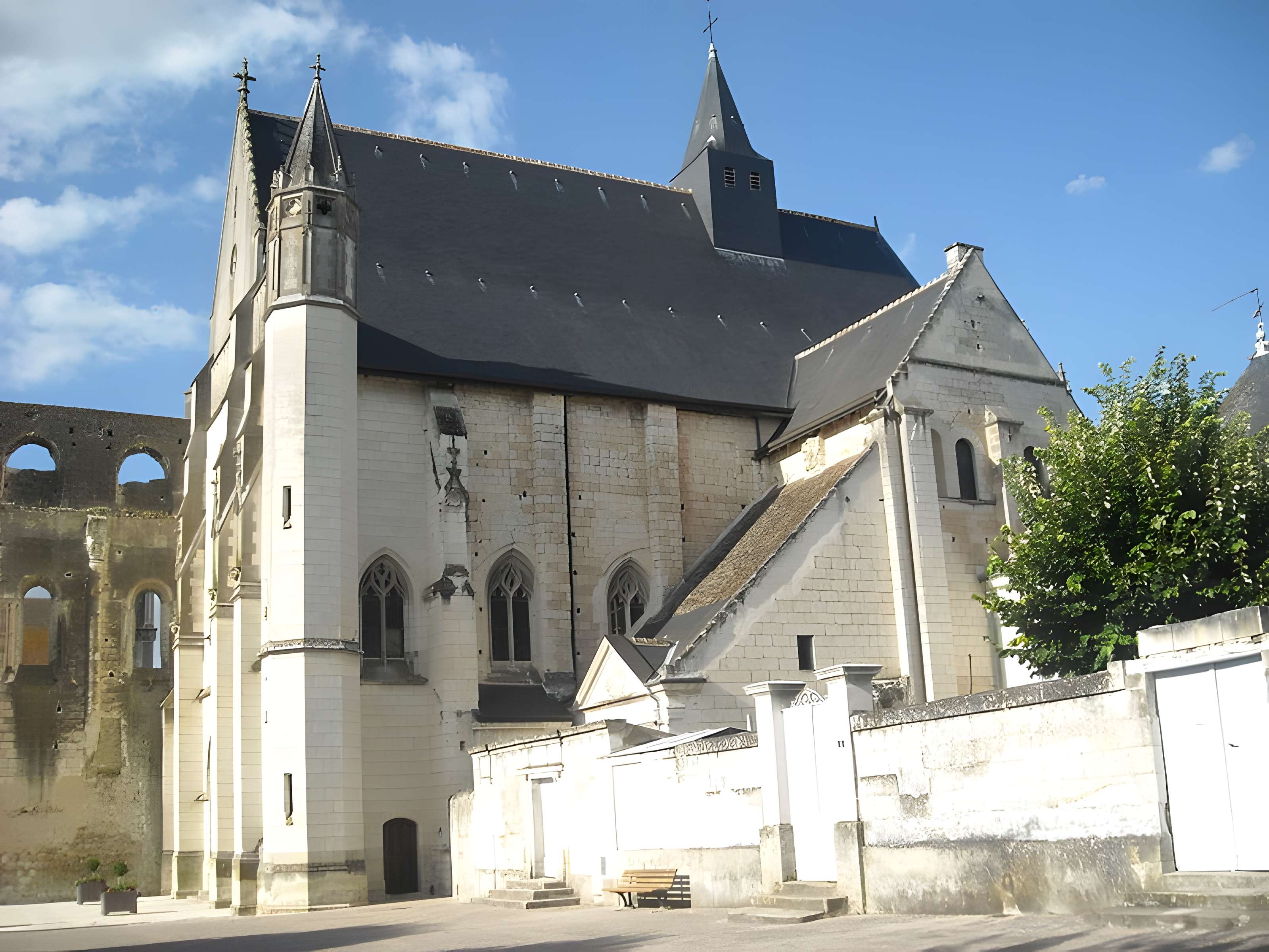 Abbatiale Saint-Pierre-Saint-Paul de Beaulieu-lès-Loches 