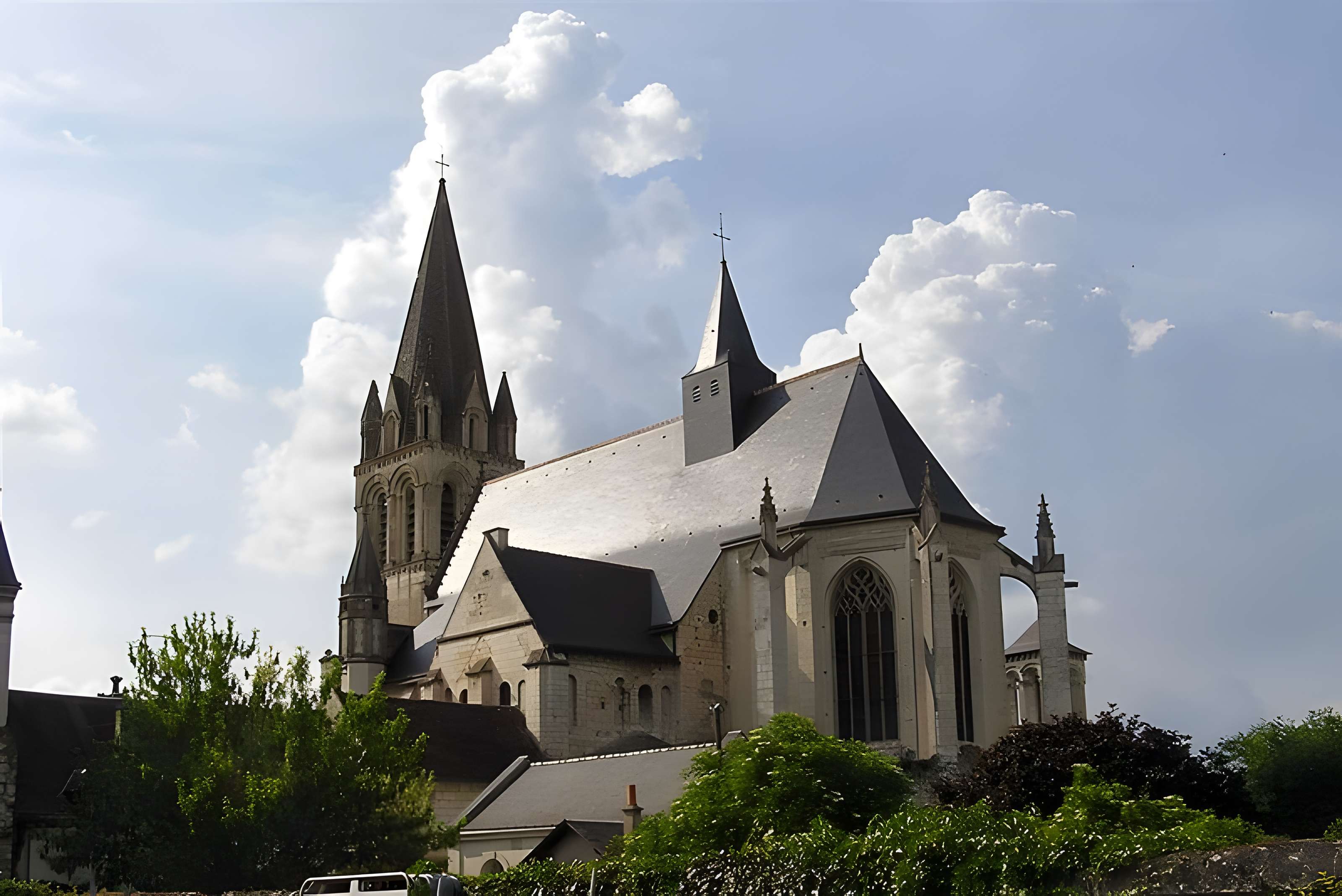 Abbatiale Saint-Pierre-Saint-Paul de Beaulieu-lès-Loches