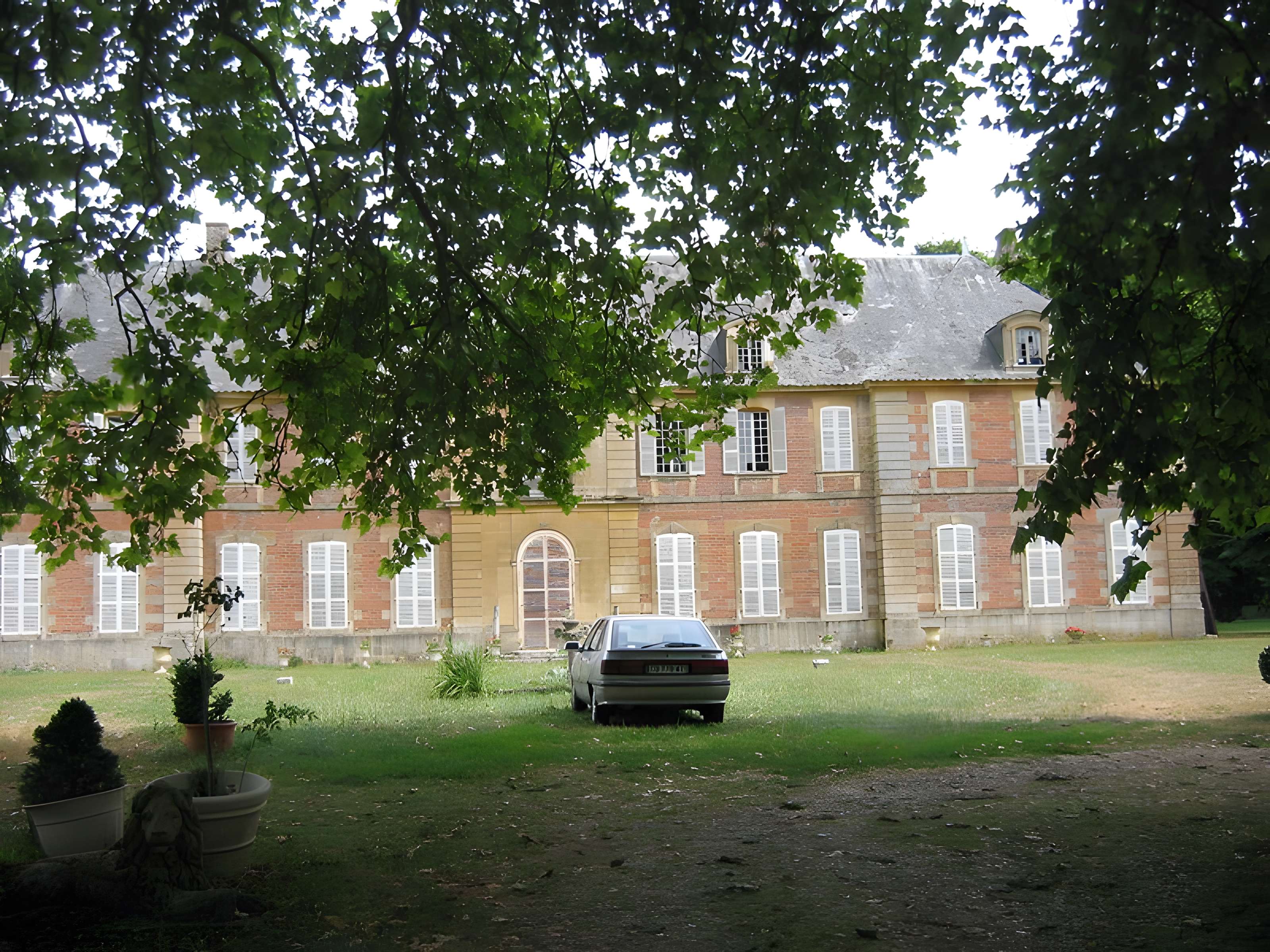 Abbaye de Chéhéry 