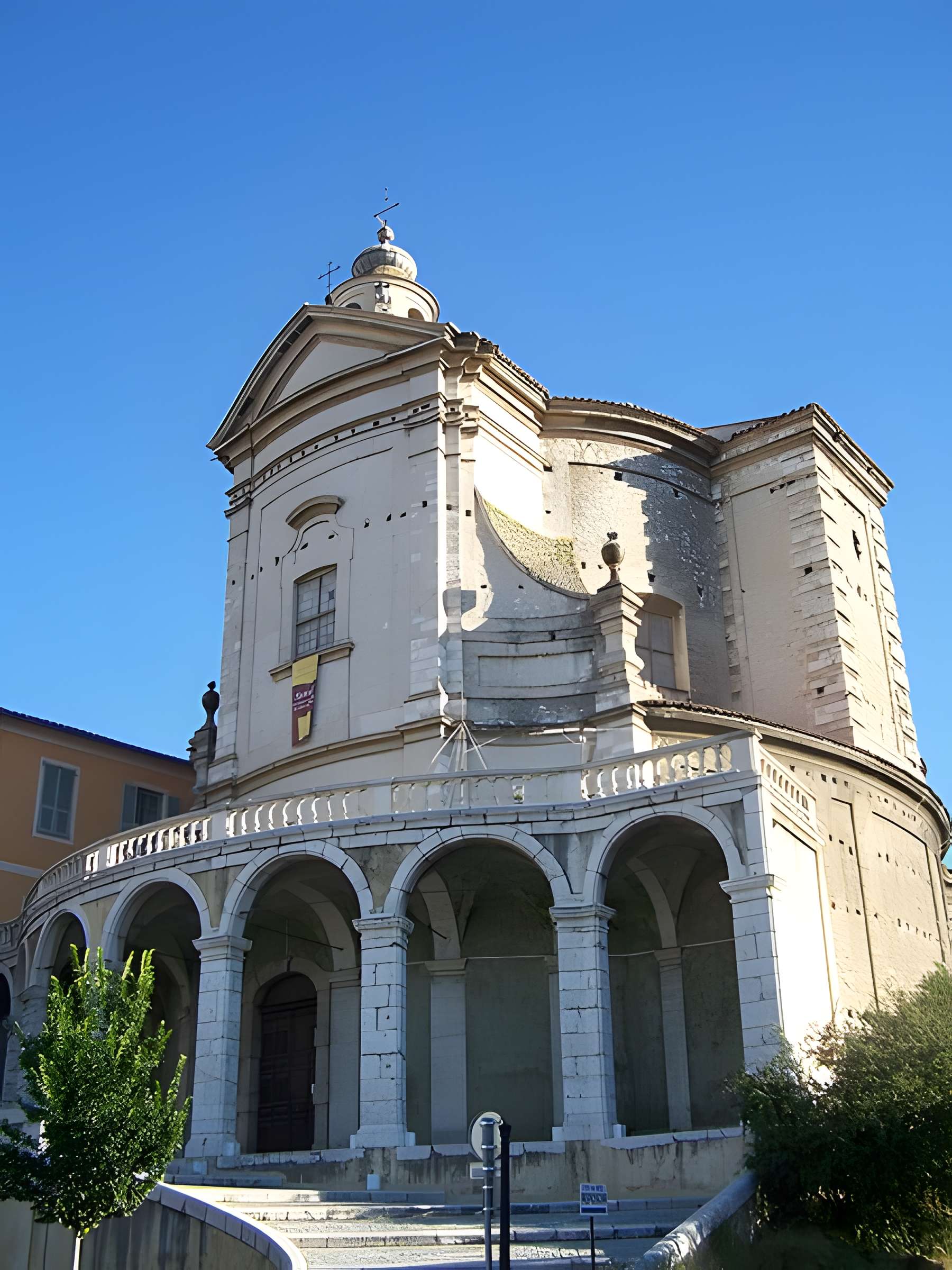Ancienne abbaye de Saint-Pons, actuellement hôpital Pasteur