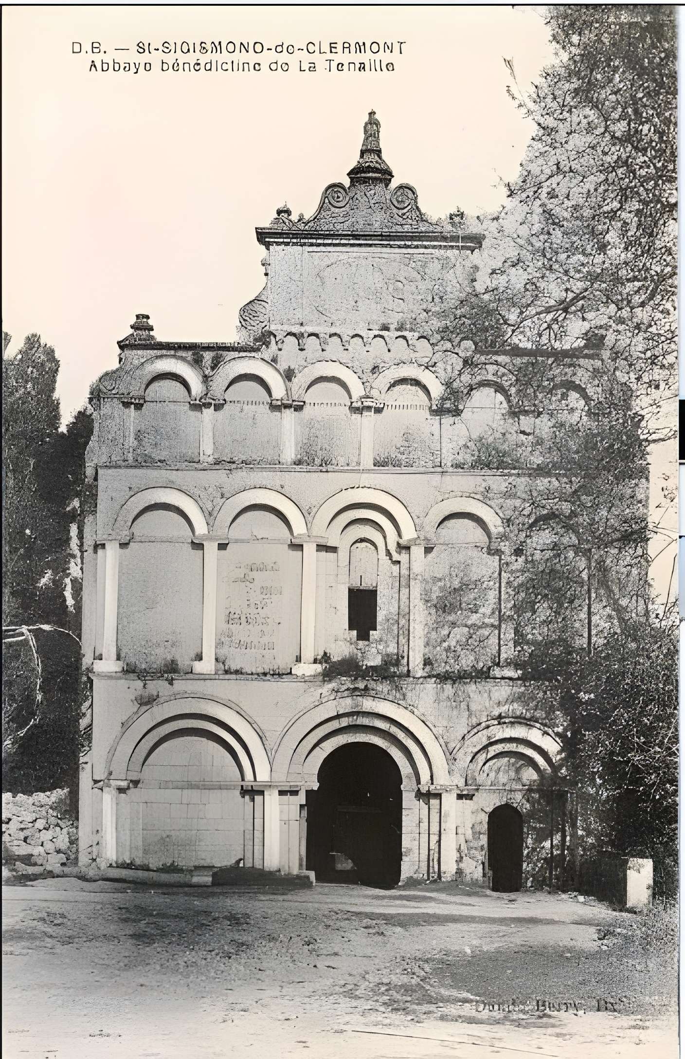 Abbaye de la Tenaille