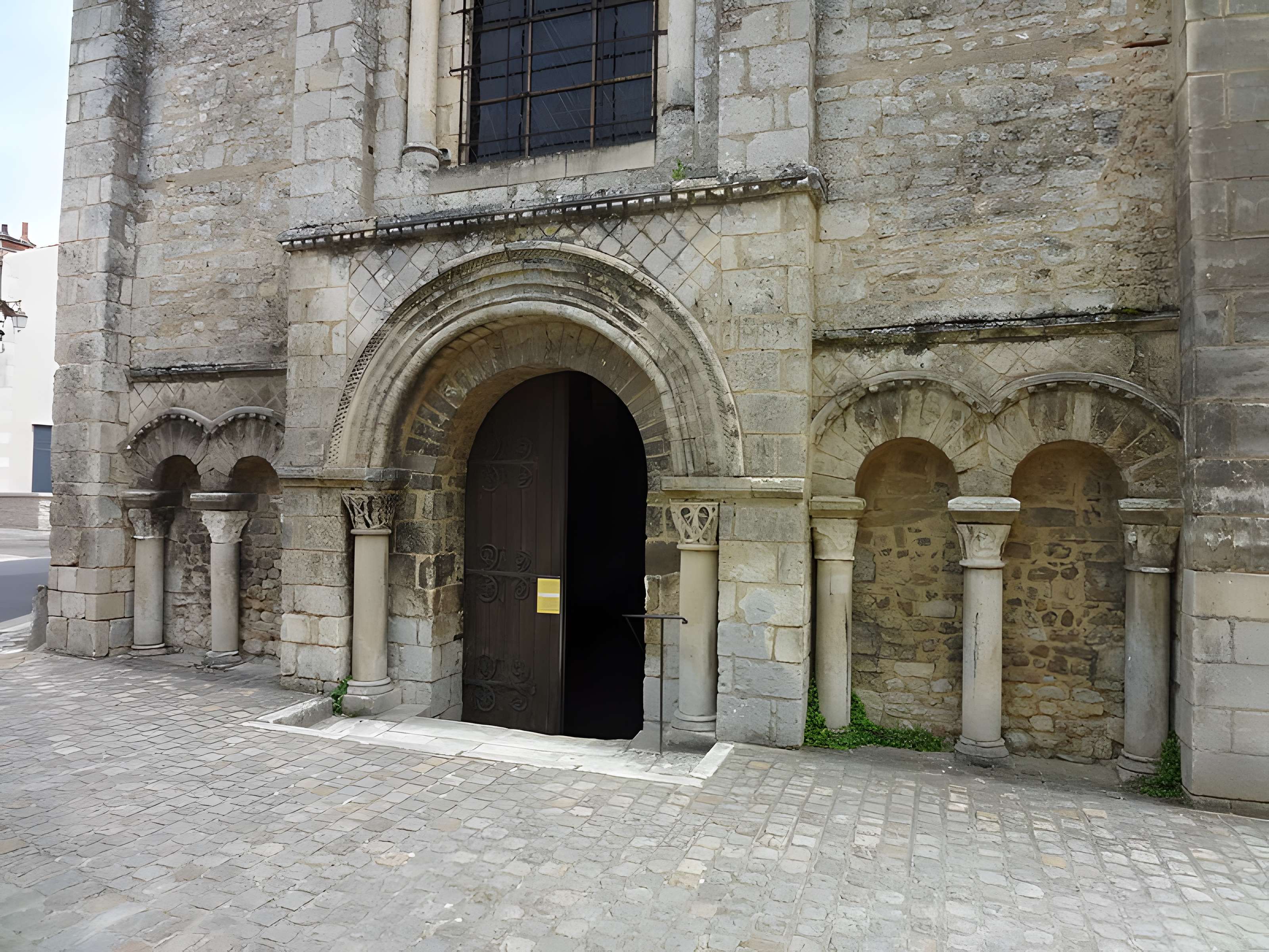 Abbaye de Saint-Benoît