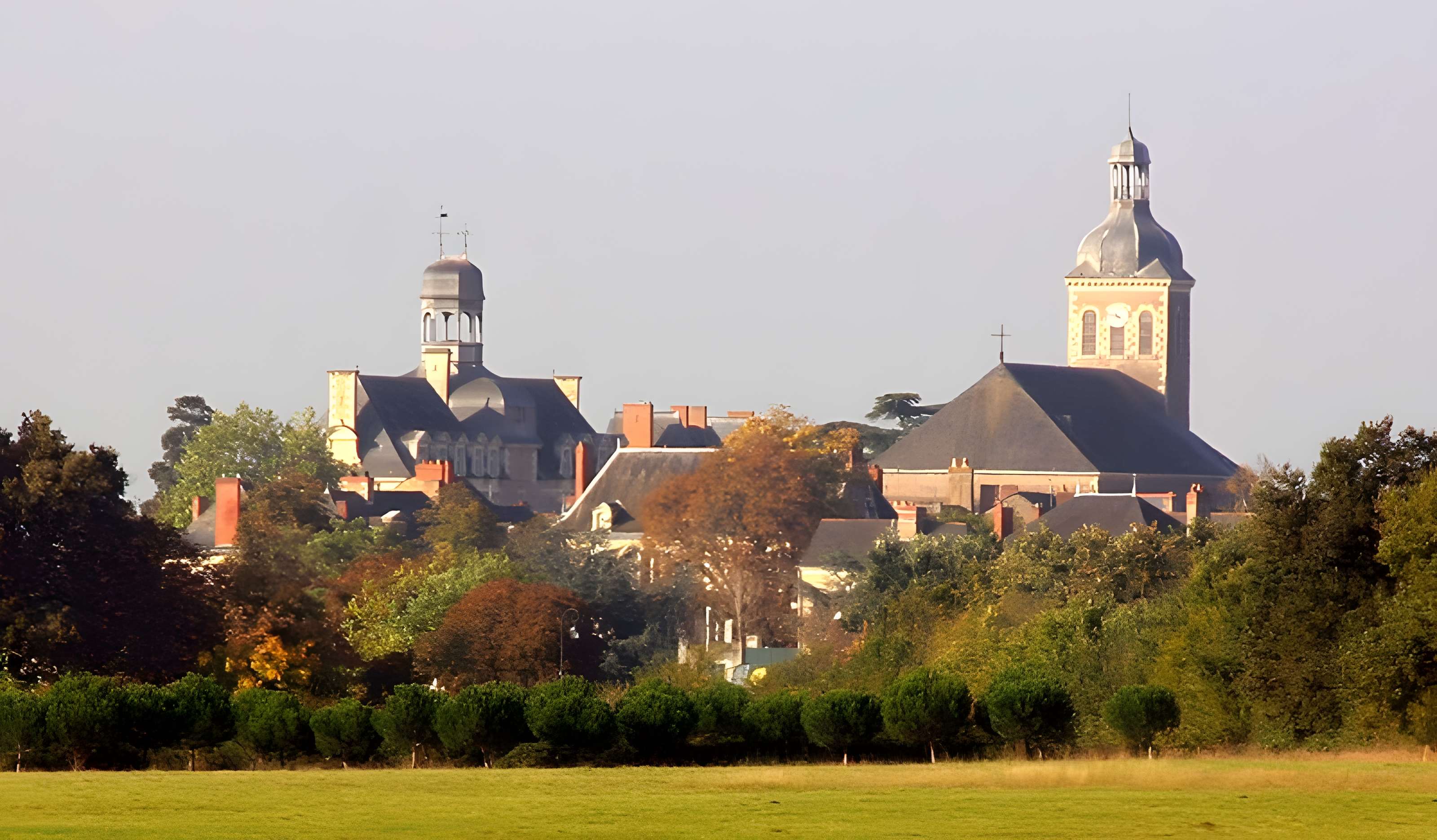 Abbaye de Saint-Georges-sur-Loire