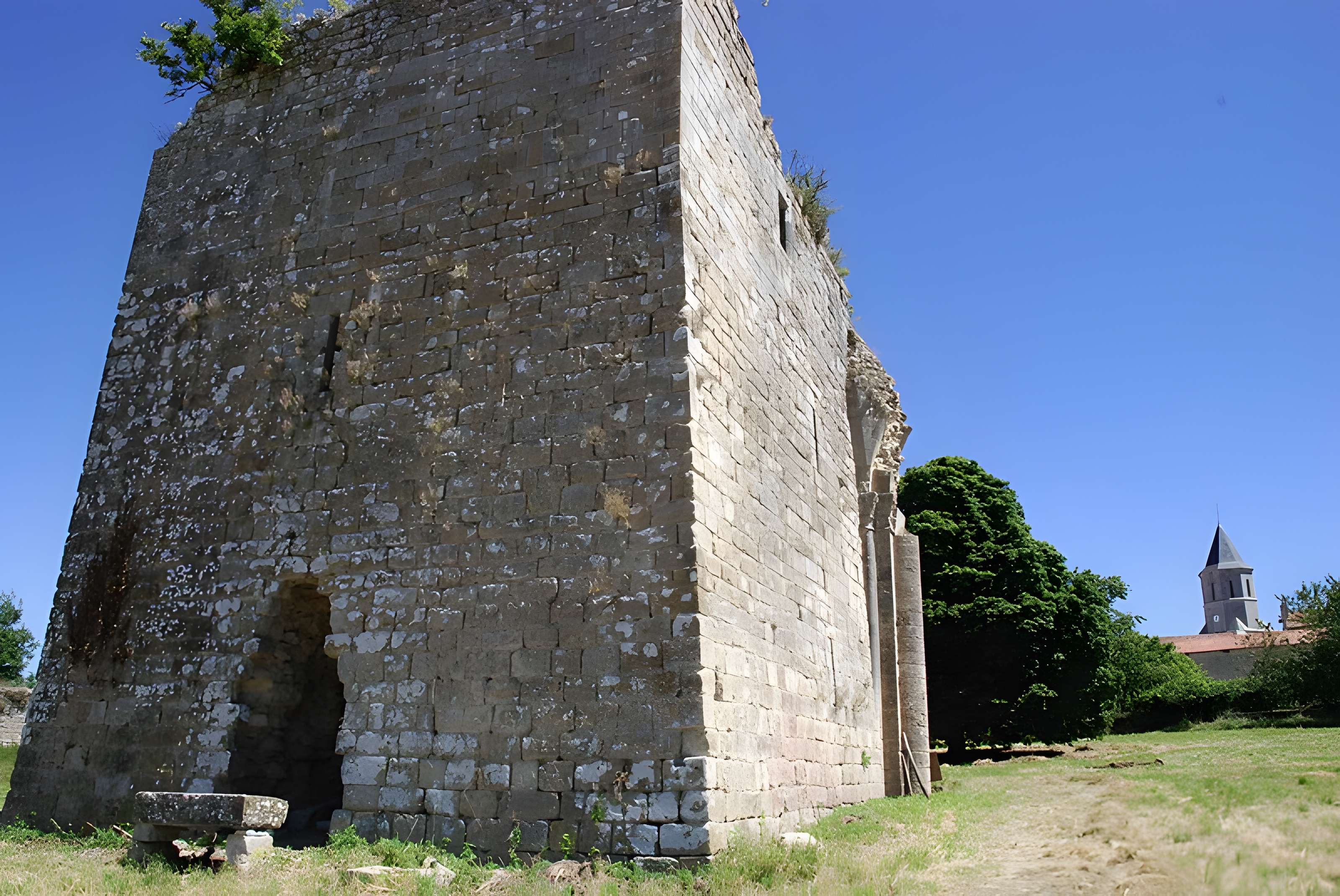 Abbaye des Dames de Tusson