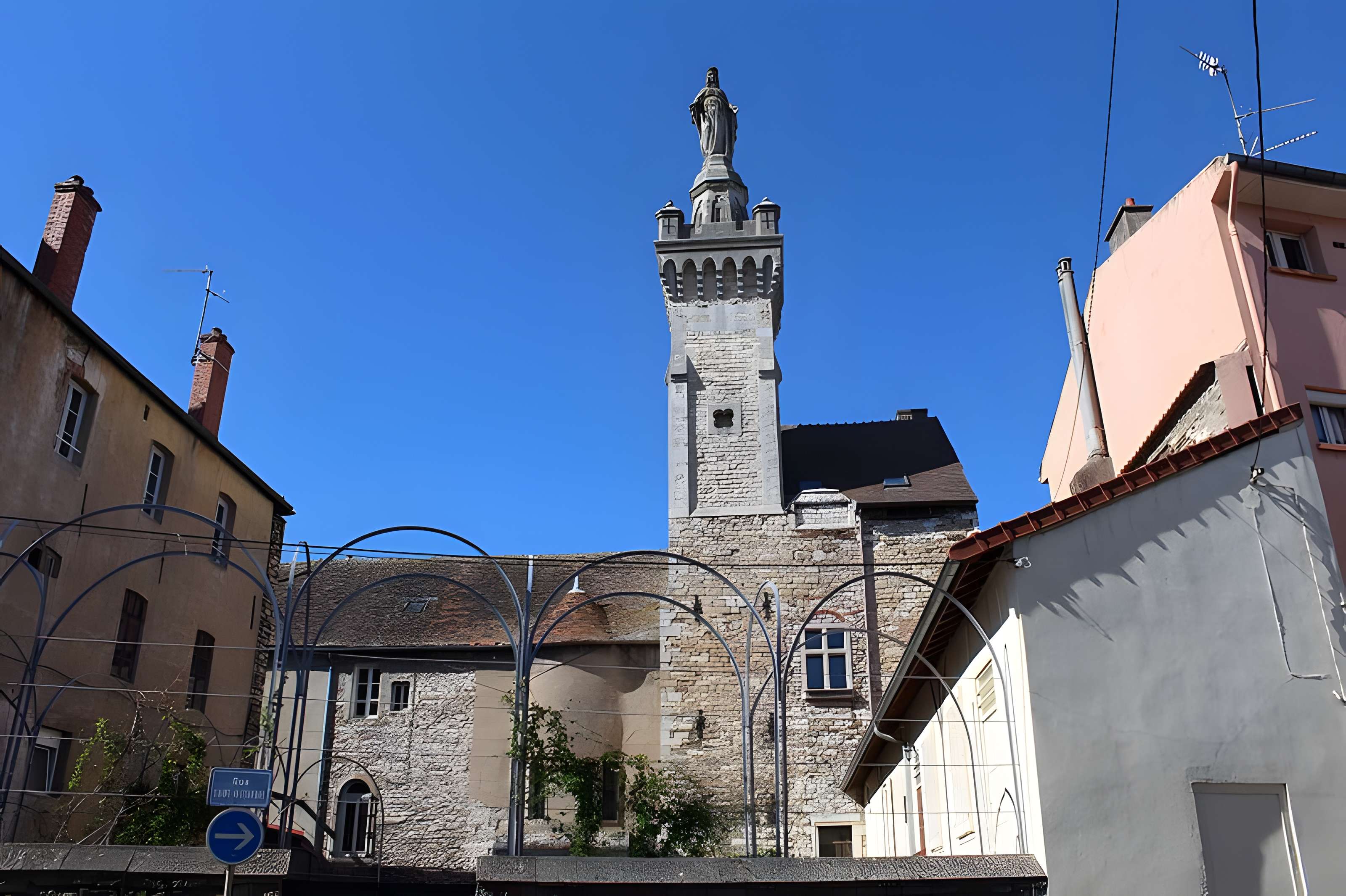 Abbaye médiévale Saint-Pierre