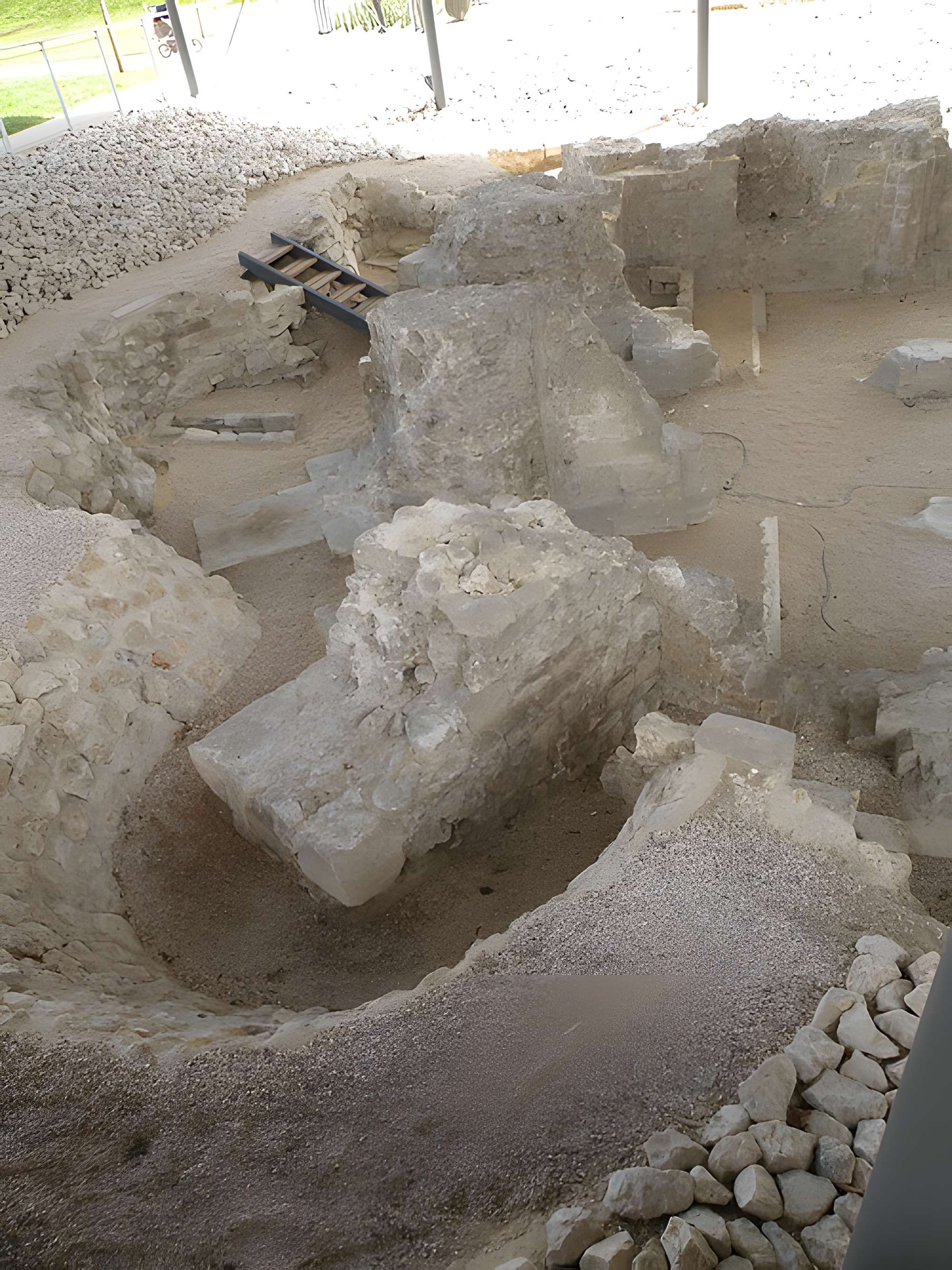 Abbaye Notre-Dame d'Argenteuil