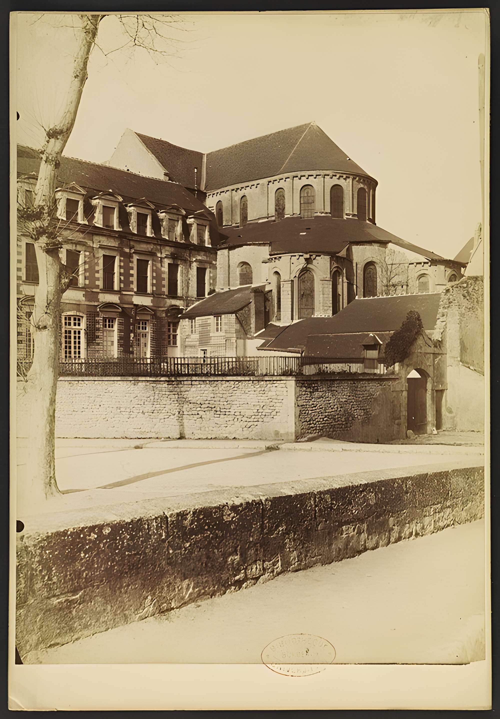 Abbaye Notre-Dame de Beaugency